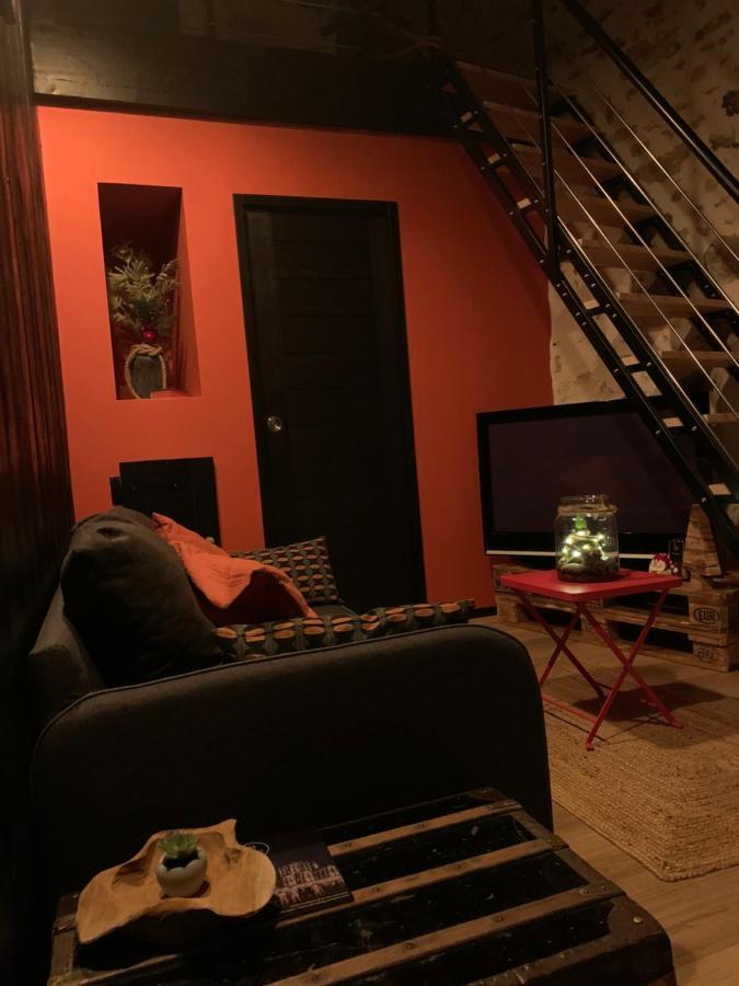 L'Atelier Planque Bed & Breakfast เลอม็องส์ ภายนอก รูปภาพ