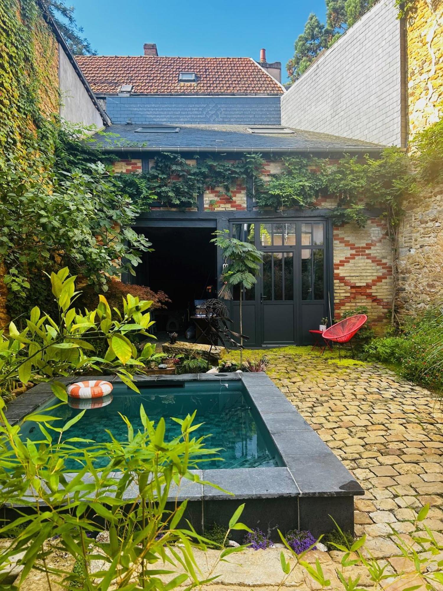 L'Atelier Planque Bed & Breakfast เลอม็องส์ ภายนอก รูปภาพ
